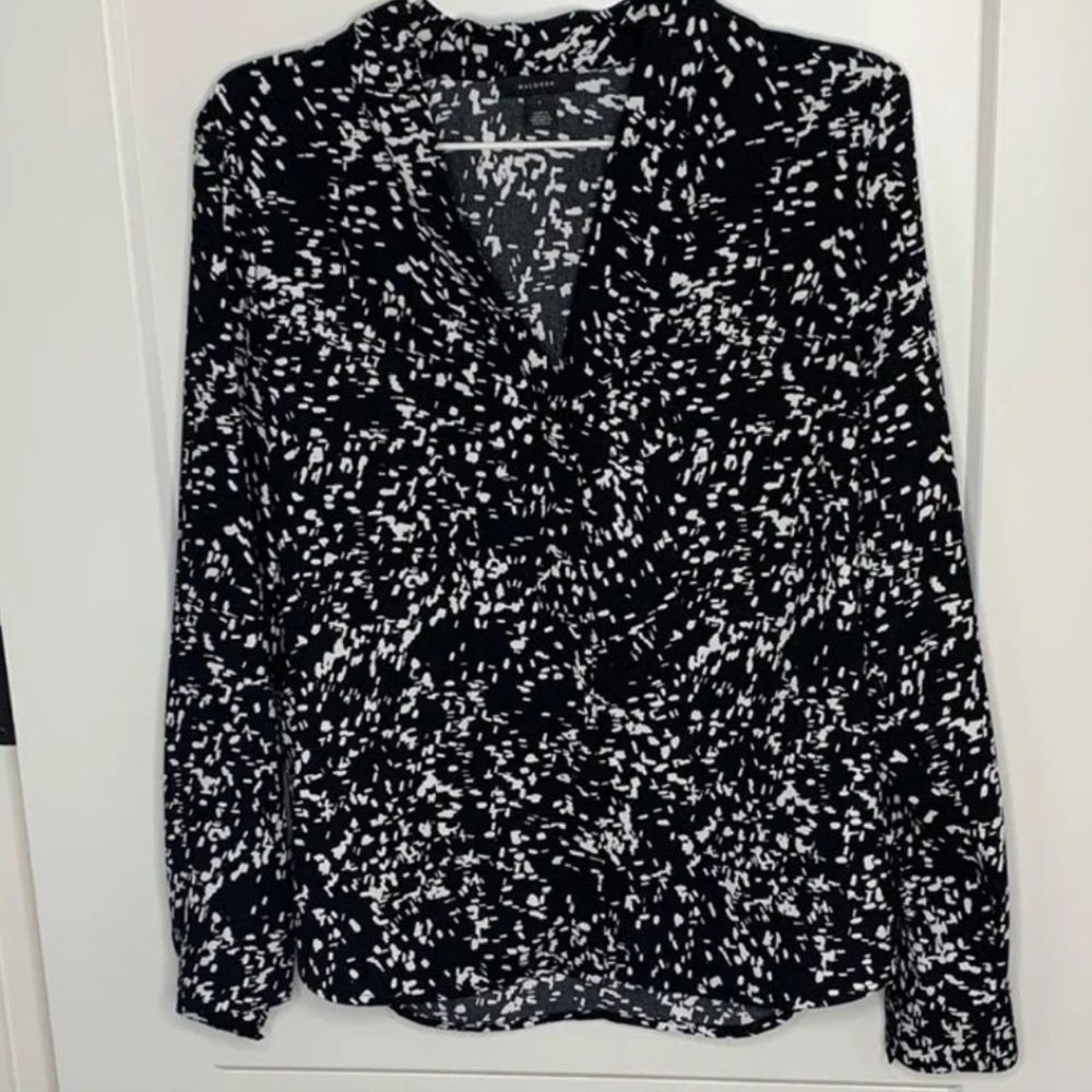 Halogen Speckled Print Button Down Blouse